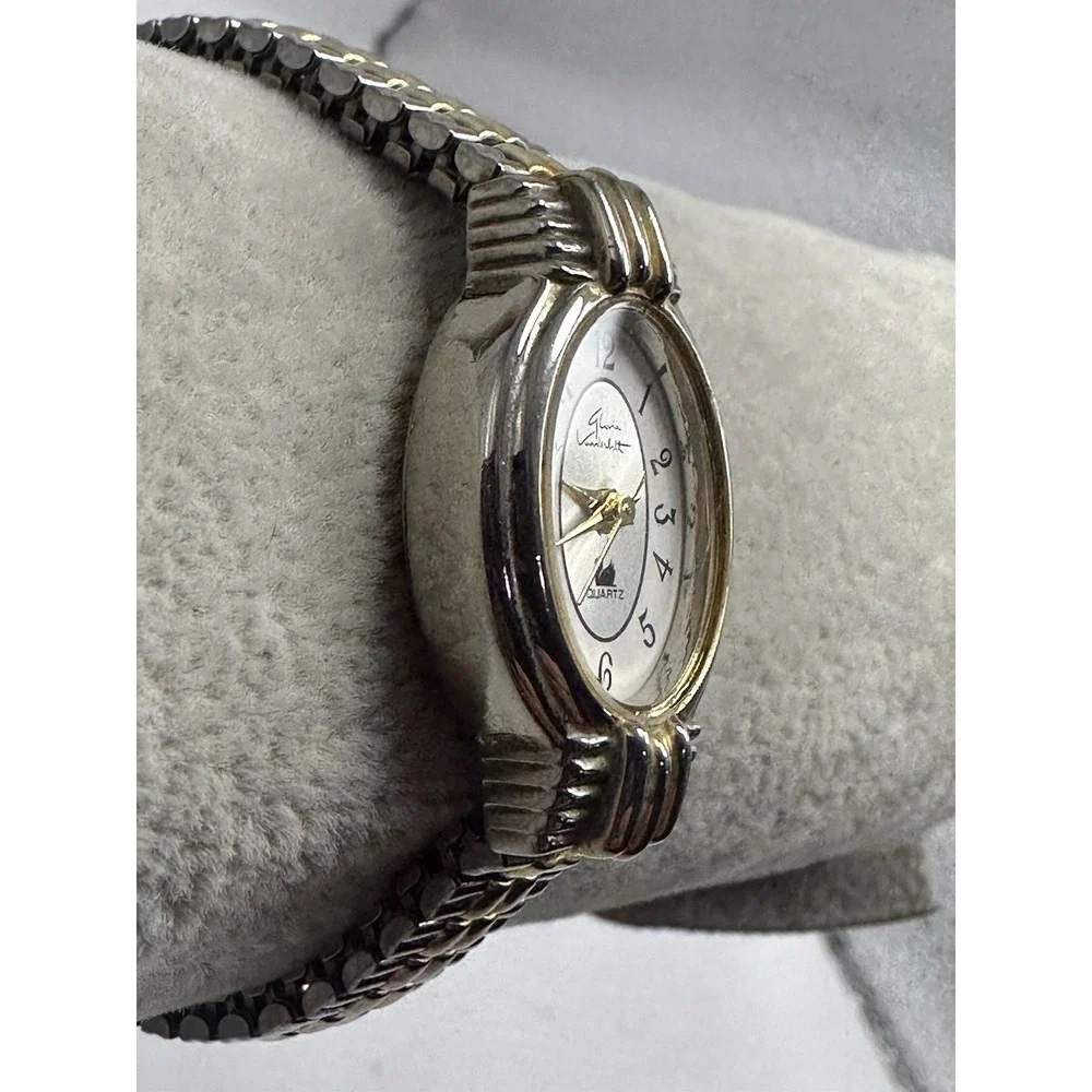 Gloria‎ Vanderbilt V2577QB Ladies Watch New Battery 19MM 5.75